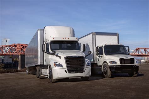 electric vehicle box trucks|freightliner electric semi truck.